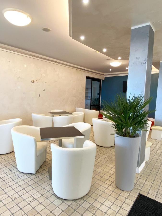 Hotel Linda Caorle Extérieur photo